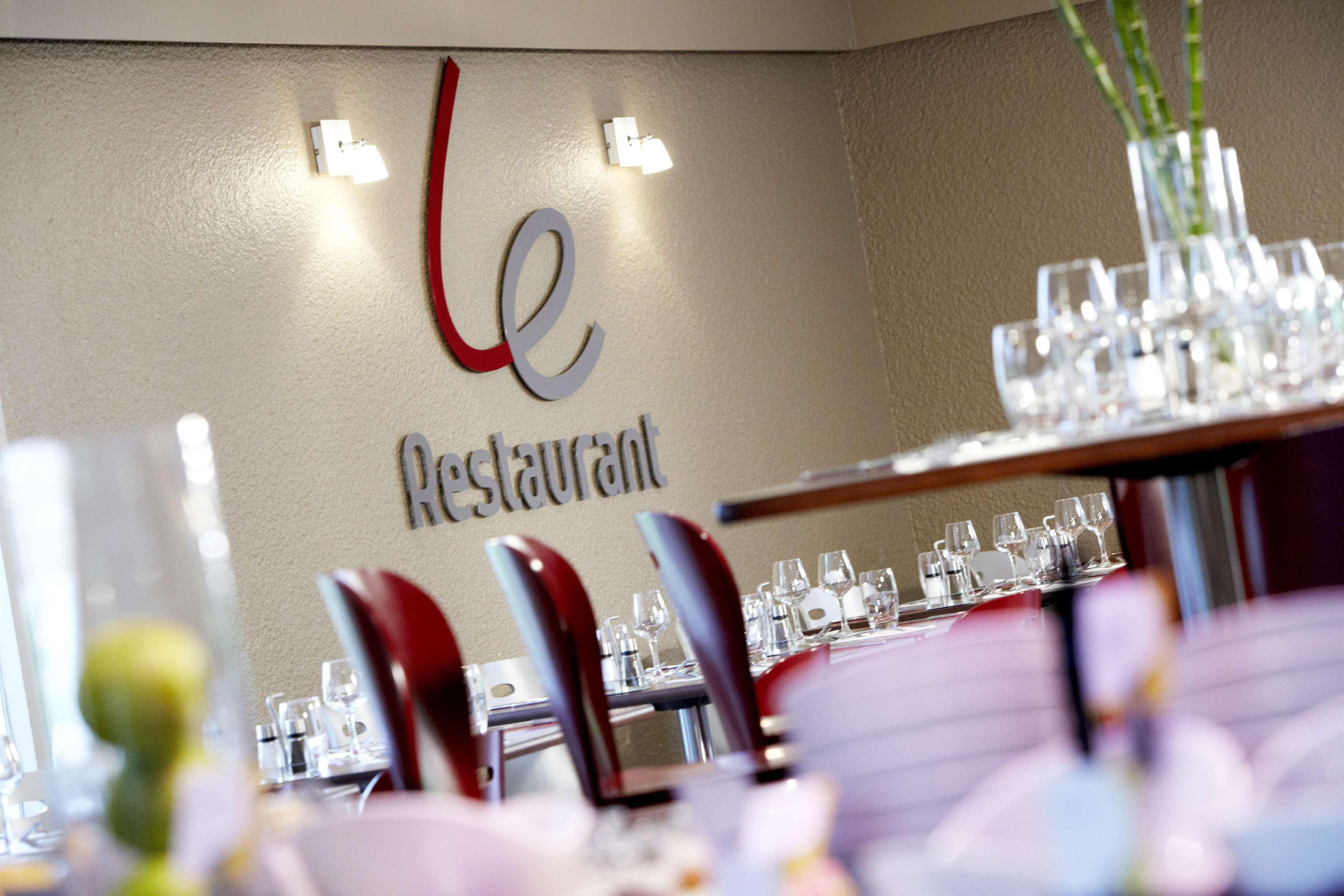 Campanile Grenoble Nord - Saint-Egreve Hotel Restaurant photo