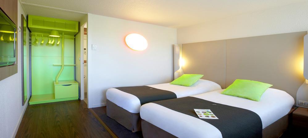 Campanile Grenoble Nord - Saint-Egreve Hotel Room photo